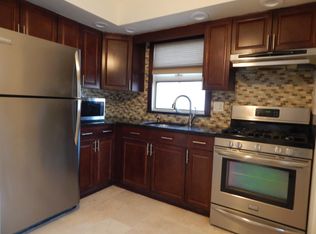 615 Edgegrove Ave #1, Staten Island, NY 10312