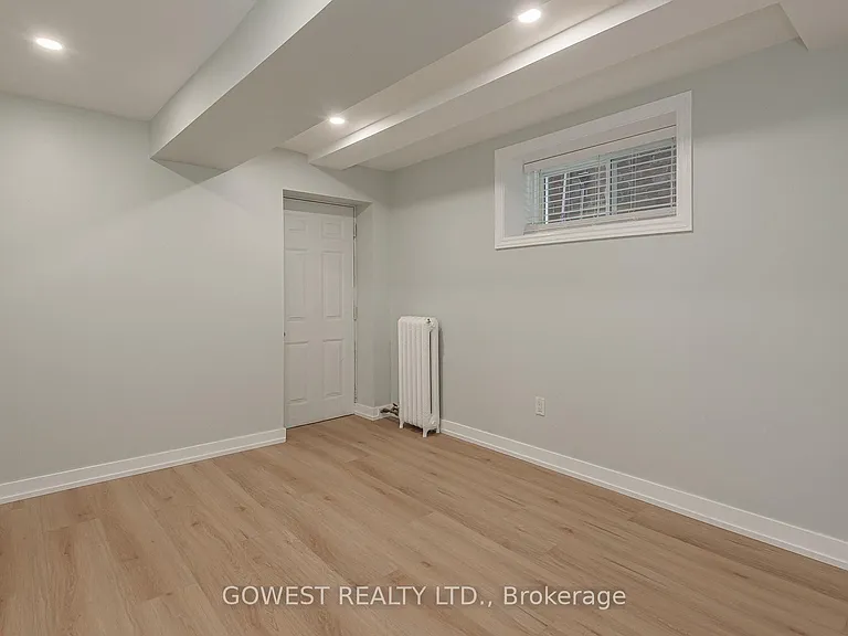 134 Grenadier Rd #4 — Photo 23