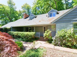 101 Acacia Ct, Williamsburg, VA