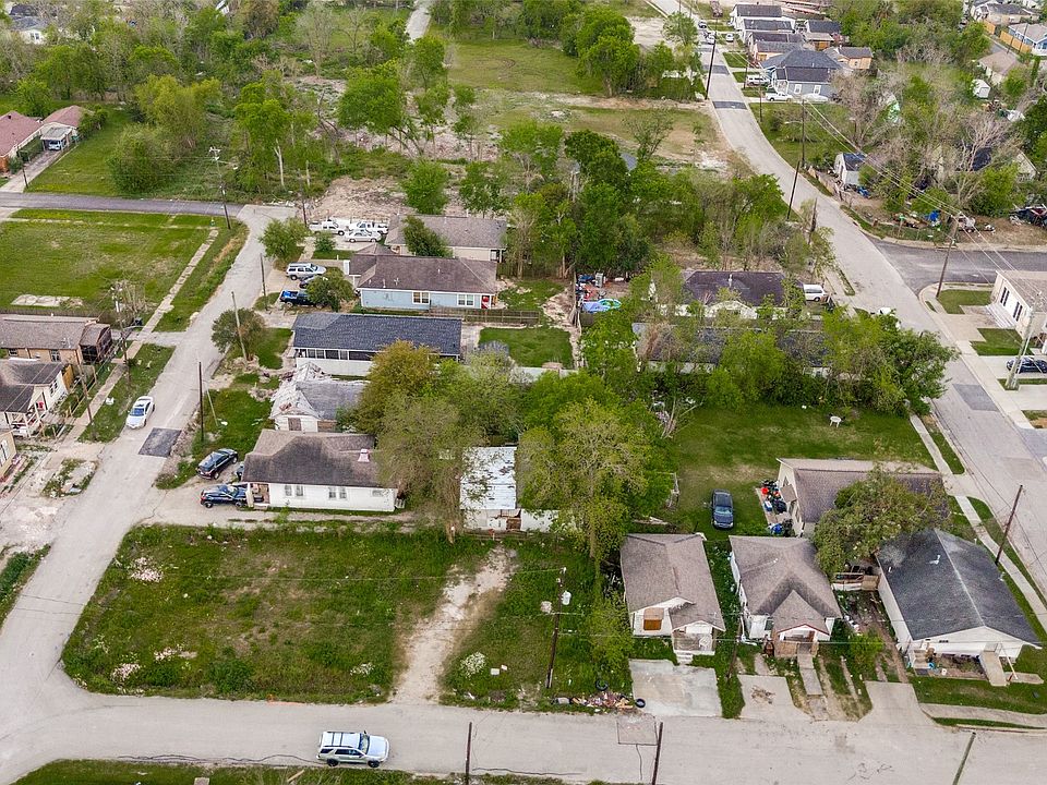 1st image of 3616 Farmer St