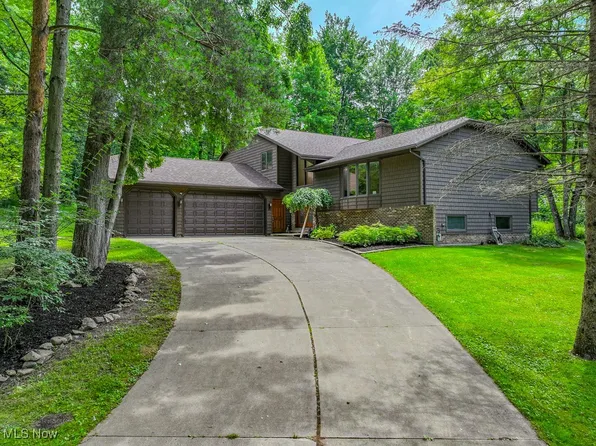 1160 Riverside Dr, Painesville, OH 44077