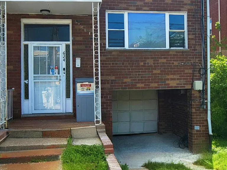 624 Underhill Ave #2 — Photo 10