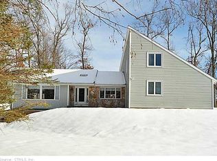 231 Tumblebrook Dr, South Windsor, CT 06074