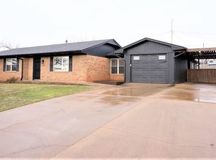 1202 Rose Ter, Perry, OK 73077