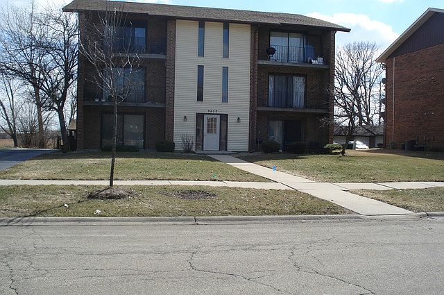 1st image of 9817 Treetop Dr APT 1A