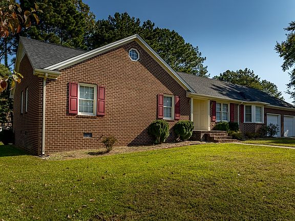 2nd image of 100 Berrywood Ct