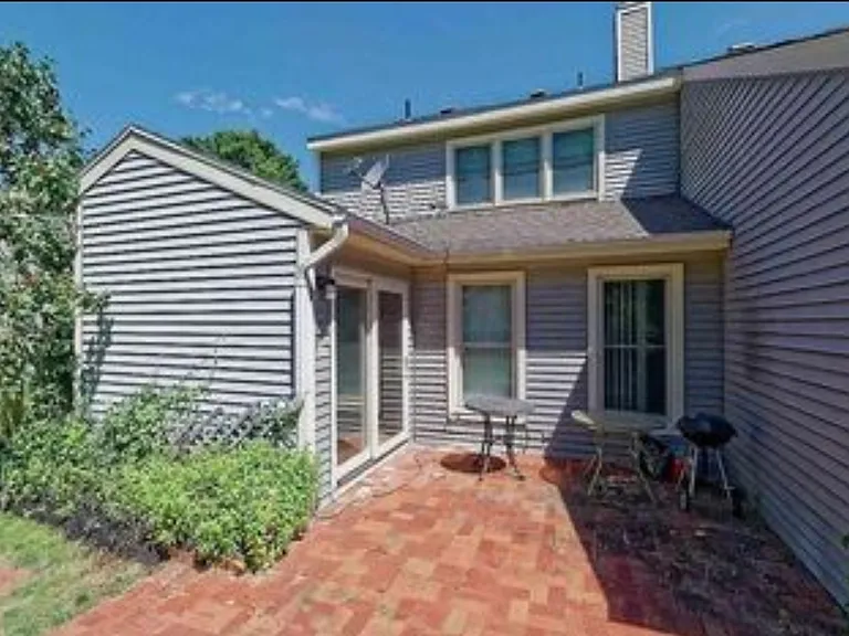 11 Cromwell Dr — Photo 20