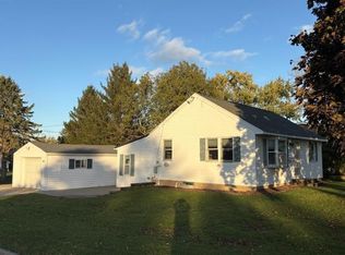 227 4th St SW, Eyota, MN 55934