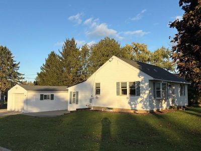 227 4th St SW, Eyota, MN, 55934