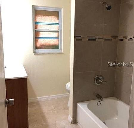 2nd image of 1270 Bermuda St
