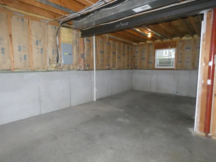 11407 N Bristol Ave — Photo 28