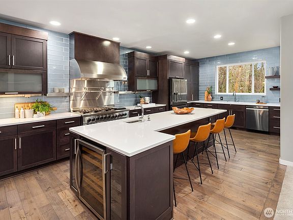 4th image of 5819 NE 1st Street