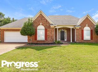 6851 Cades Brook Dr, Millington, TN 38053