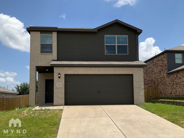 732 Keeneland Dr