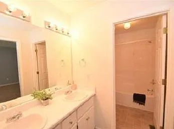 111 S Springview Dr — Photo 18
