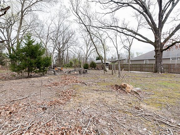 2nd image of 4 Newstead Cir