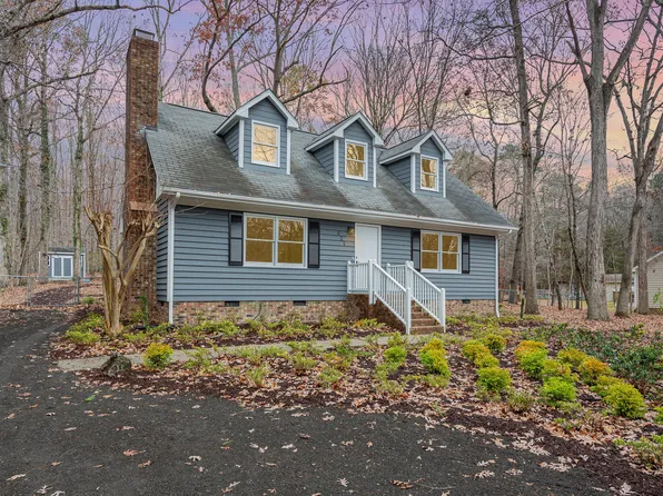 622 Knight Dr, Durham, NC 27712