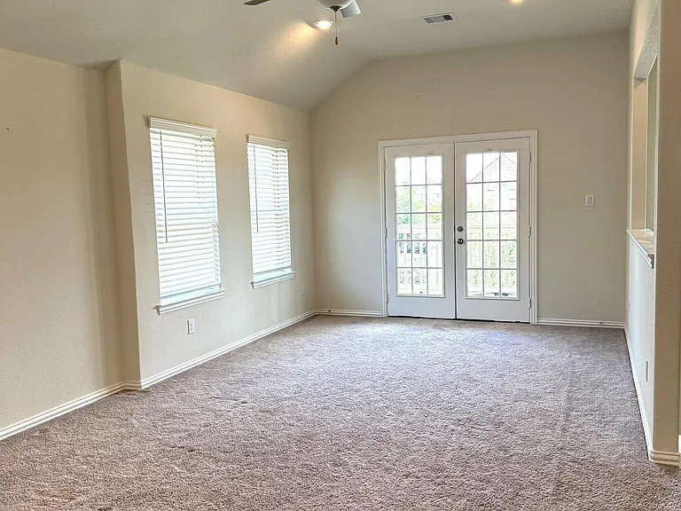 15823 Vanderpool River Dr — Photo 18