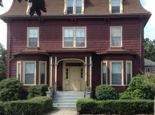 29 Chestnut St APT 4, Wakefield, MA 01880