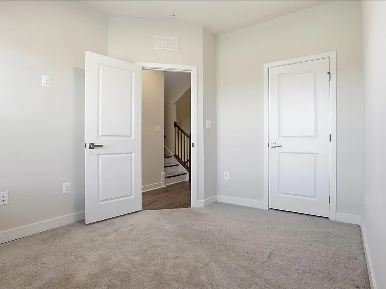 4702 Towne Park Rd — Photo 23
