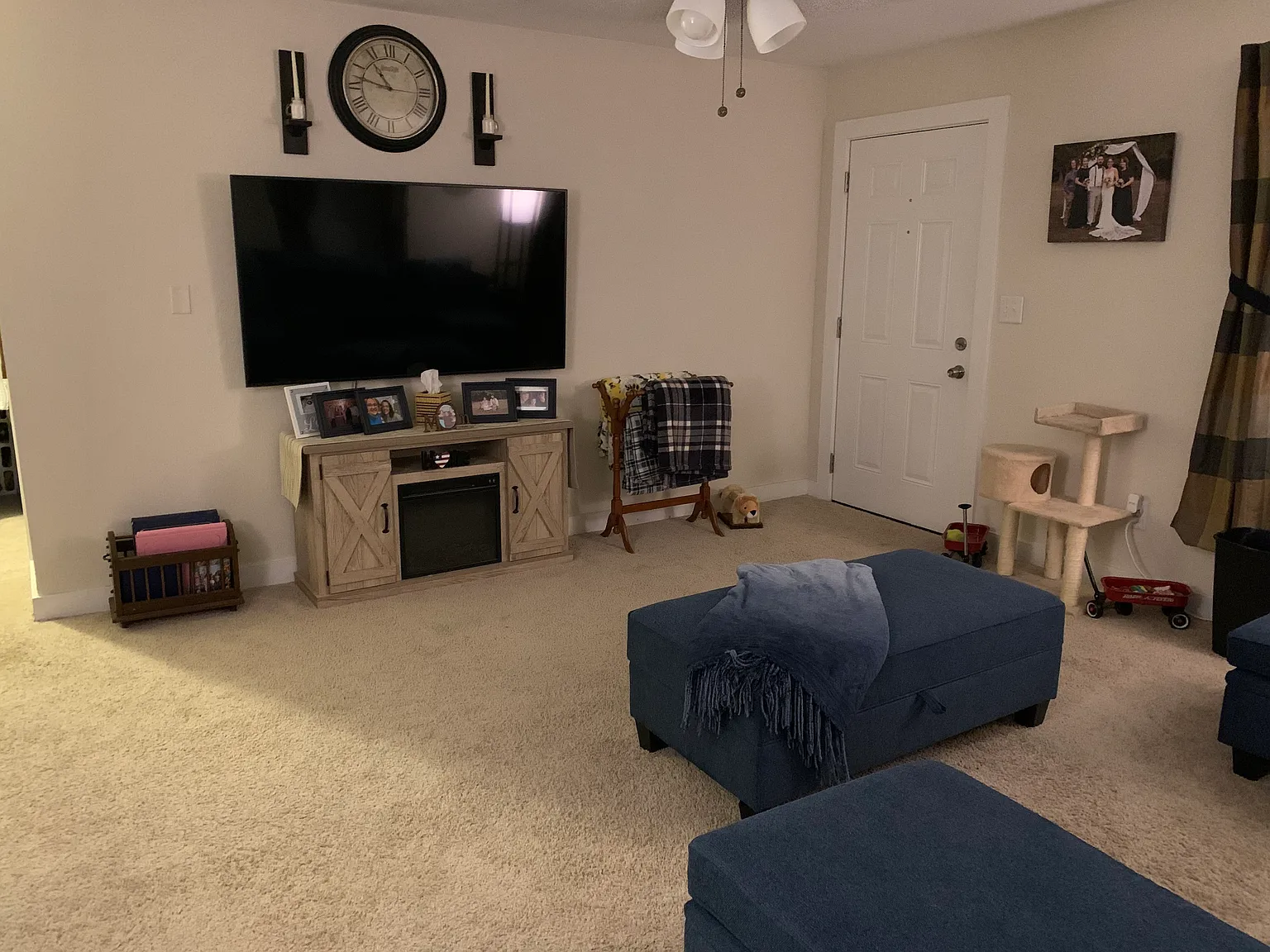 3 bed, 1100 sqft, $1,800 — Photo 3
