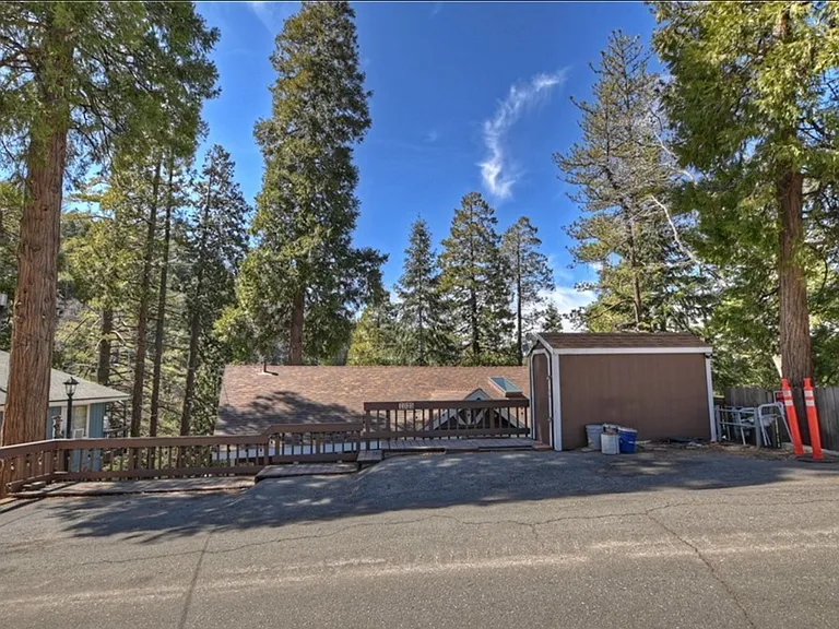 1035 Nesthorn Dr — Photo 5