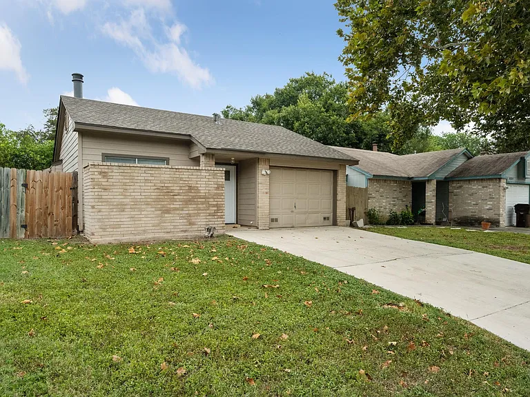 11331 Two Wells Dr — Photo 3