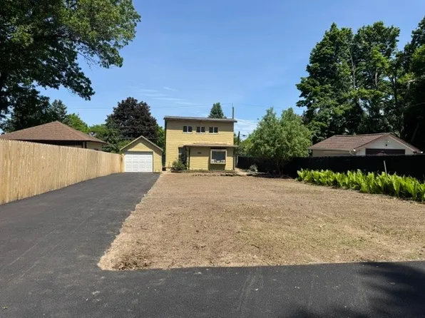 282 Winchester St, Rochester, NY 14615