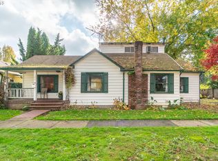304 W 2nd St, Newberg, OR 97132