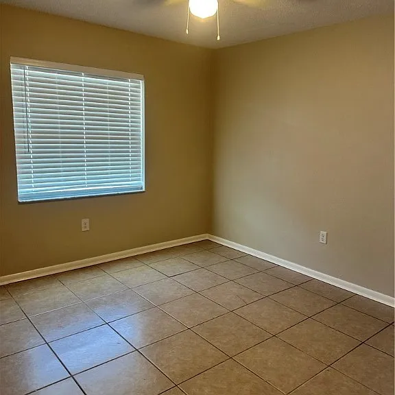 3303 Astoria Ave — Photo 7