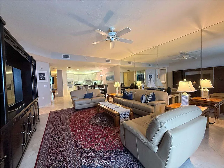 800 Ocean Dr #1104 — Photo 15