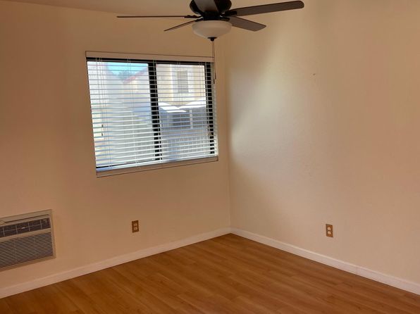 10845 Camino Ruiz Unit 66