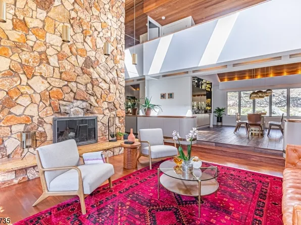 15 Southview Dr, Boonton Twp., NJ 07005