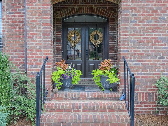 Inviting Entry