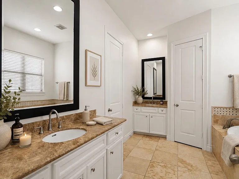 2332 Naomi St — Photo 11