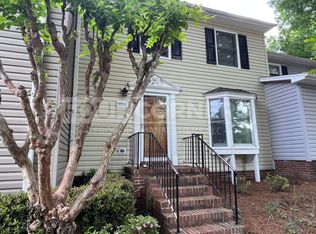 3910 New Garden Park, Greensboro, NC 27410