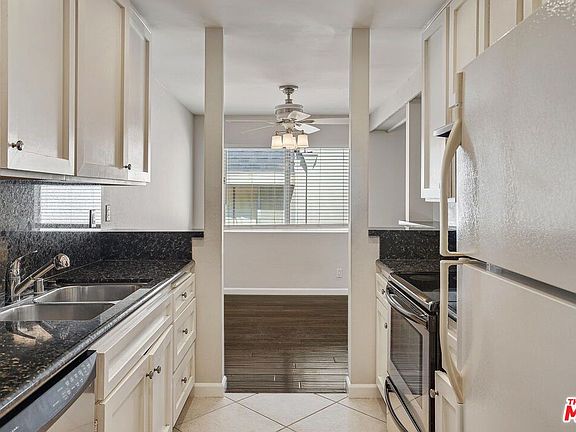 4th image of 1342 Harvard St APT 105