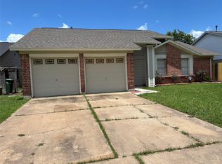 11427 Mulholland Dr, Stafford, TX 77477
