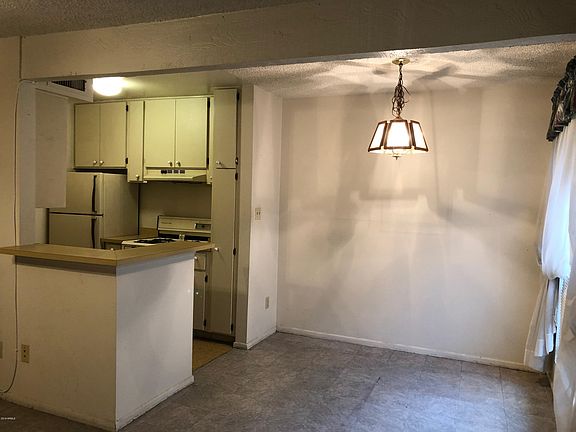 3rd image of 1701 W Tuckey Ln Unit 118
