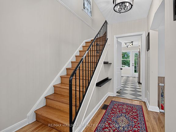 4th image of 2110 Blossom Dr