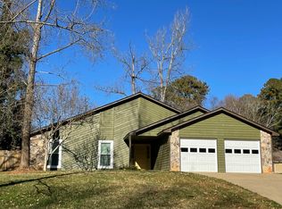 10825 Indian Village Dr, Alpharetta, GA 30022