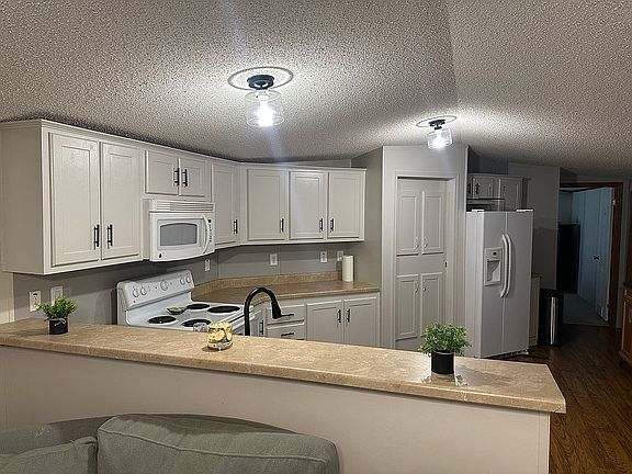 4th image of 512 Mill Creek Resort Rd #34