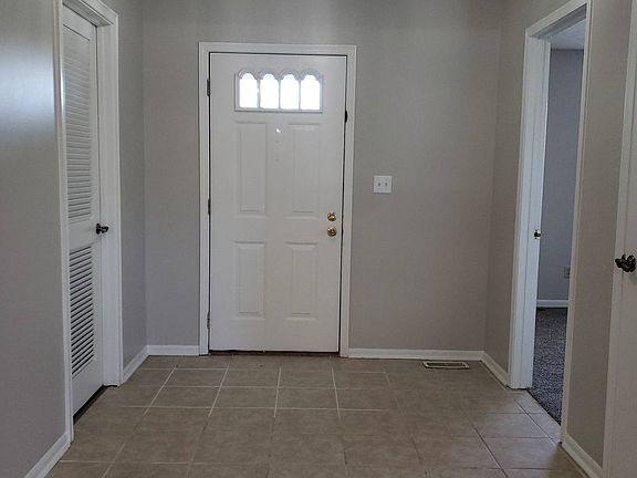 5th image of 7319 Richie Cir