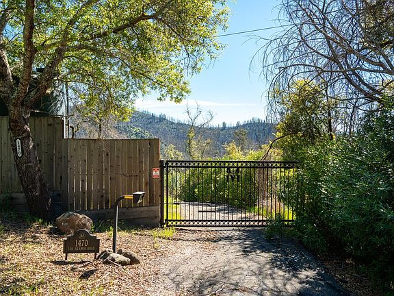 2nd image of 1470 Los Alamos Road