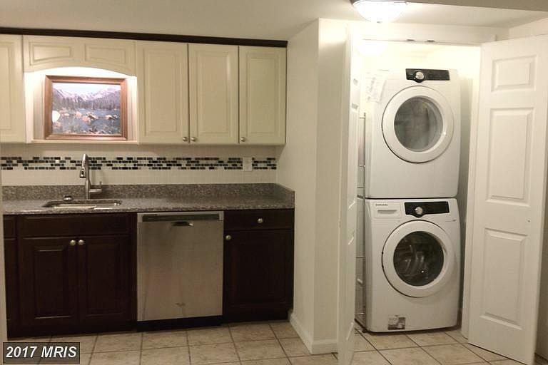 2nd image of 6524 Woodbridge Cir