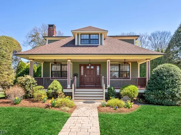 133 N Pleasant Ave, Ridgewood Village, NJ 07450