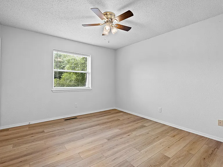 Greenleaf Townhomes — Photo 10