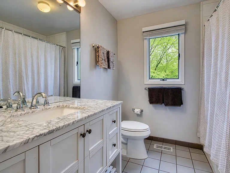 16 Elm Ln — Photo 11