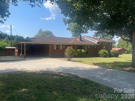 2nd image of 6345 Woodleaf Rd