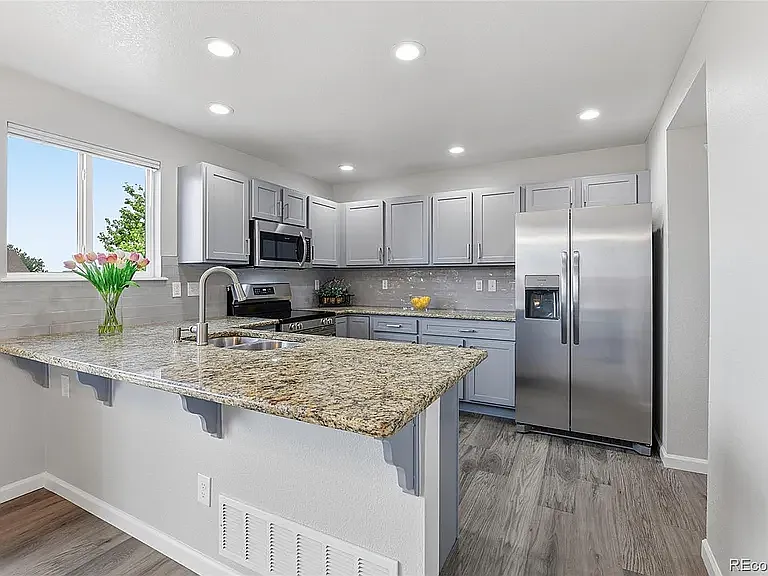 6011 S Zante Cir — Photo 3
